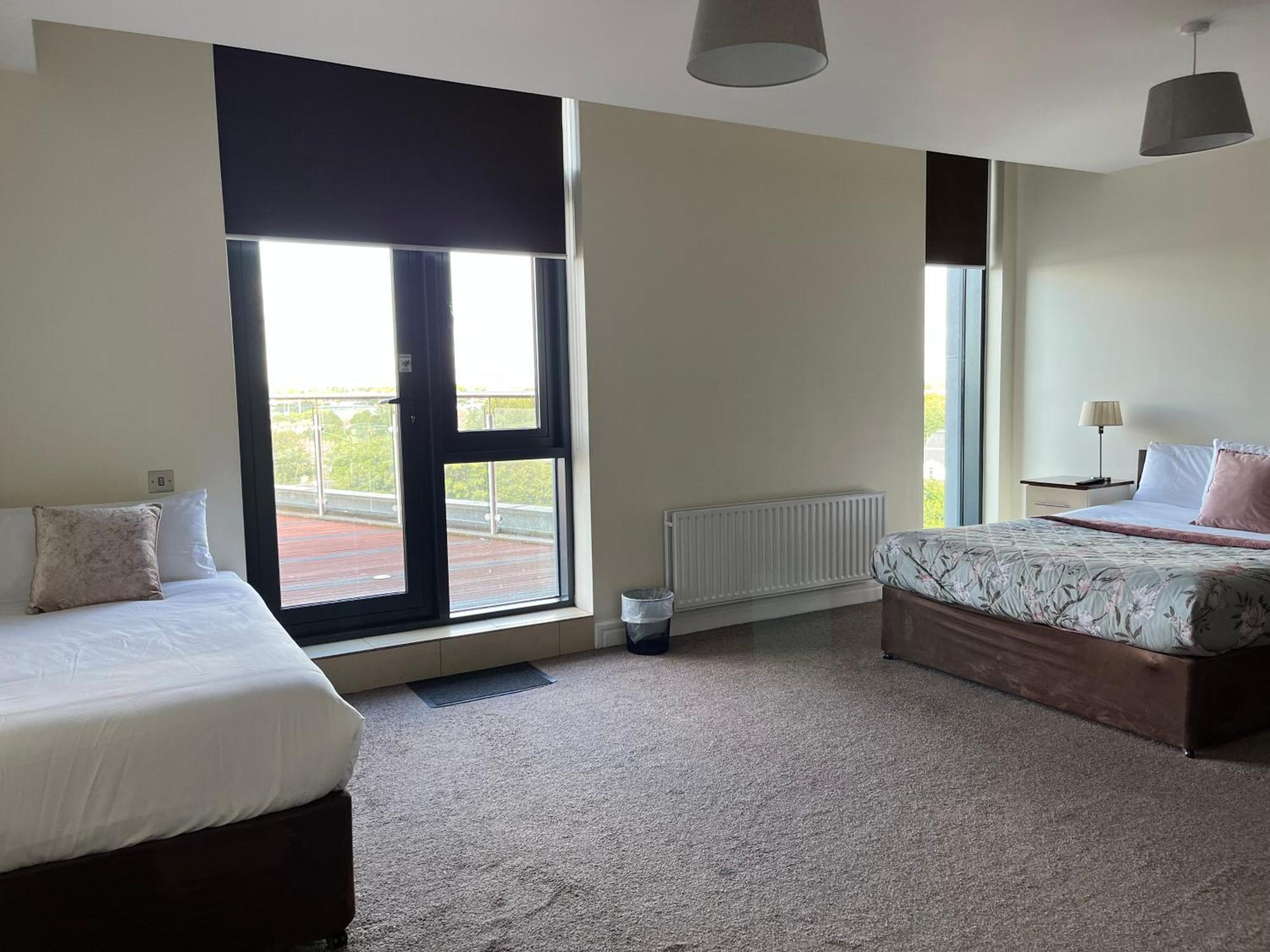 The Western Citypoint Apartments Galway Ngoại thất bức ảnh