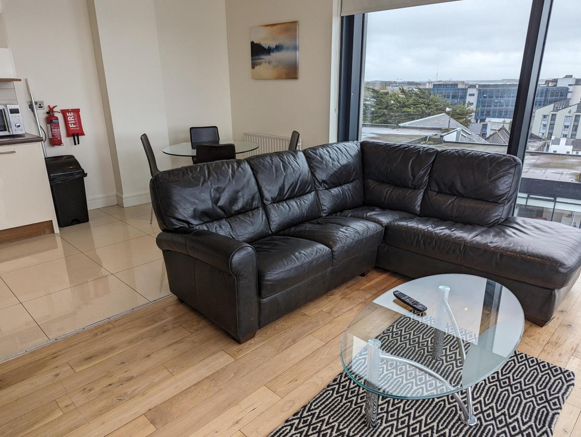 The Western Citypoint Apartments Galway Ngoại thất bức ảnh