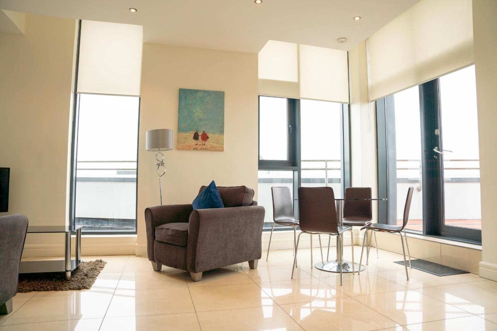 The Western Citypoint Apartments Galway Ngoại thất bức ảnh
