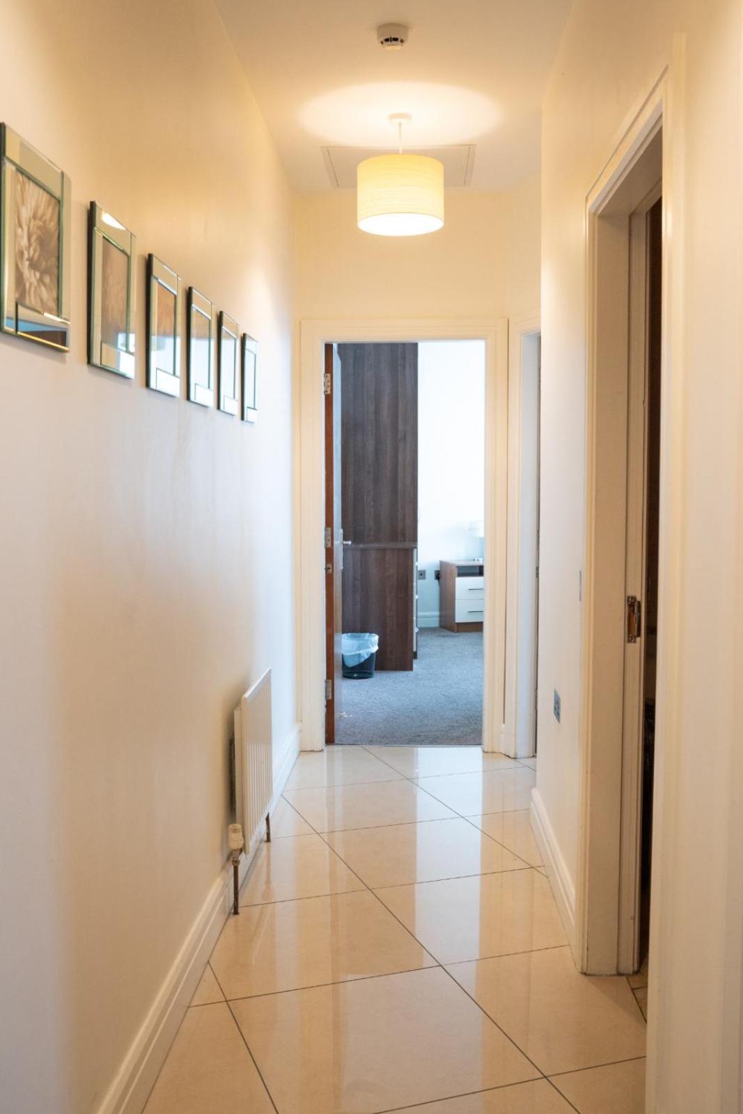 The Western Citypoint Apartments Galway Ngoại thất bức ảnh