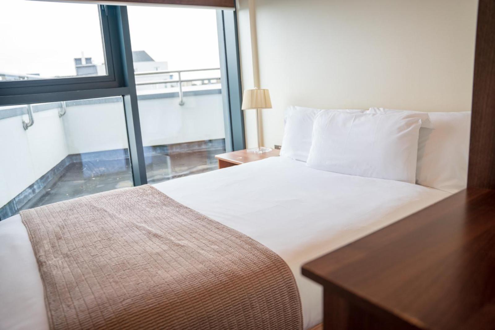 The Western Citypoint Apartments Galway Ngoại thất bức ảnh