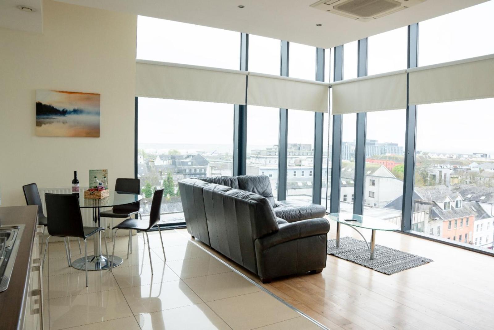 The Western Citypoint Apartments Galway Ngoại thất bức ảnh