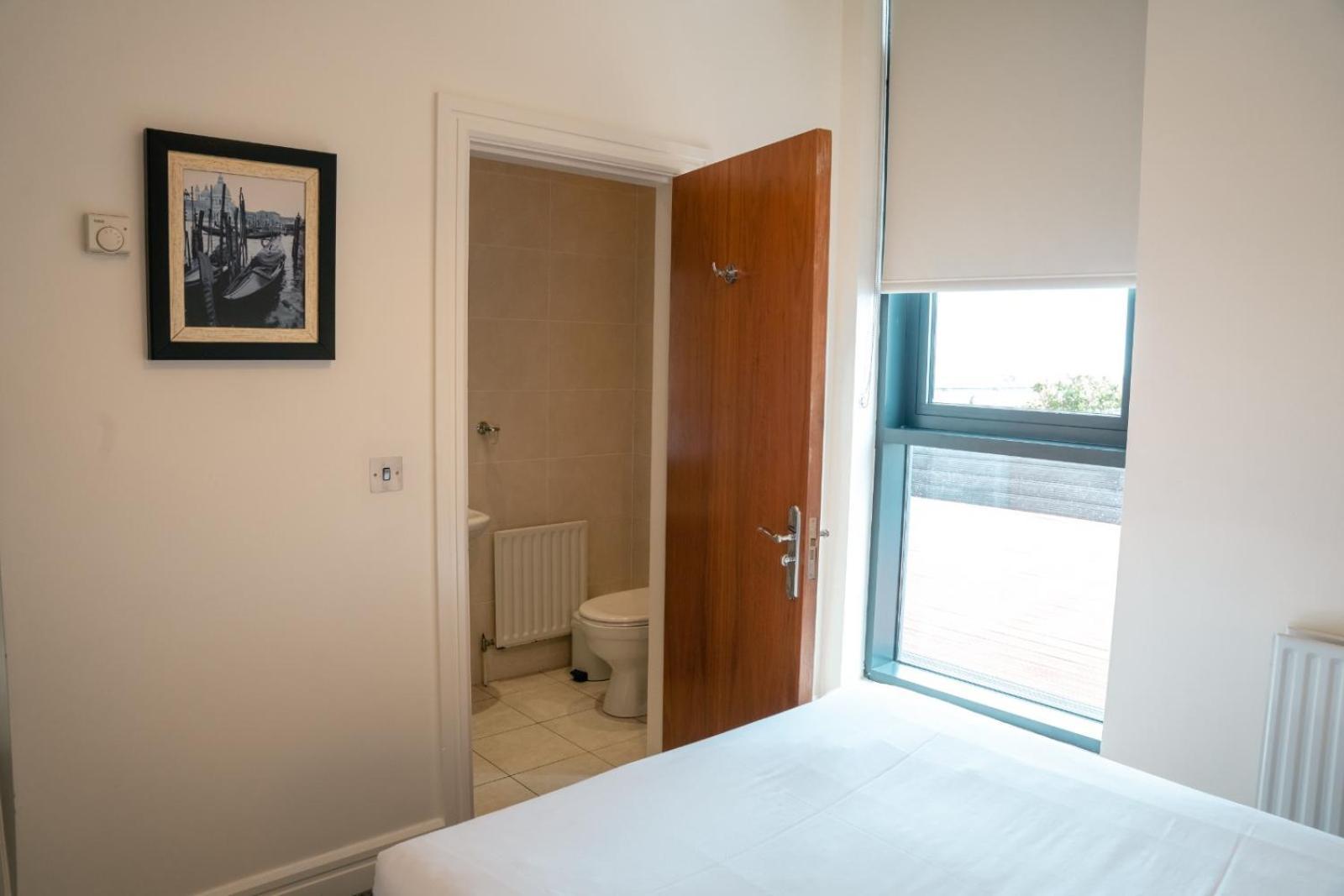 The Western Citypoint Apartments Galway Ngoại thất bức ảnh